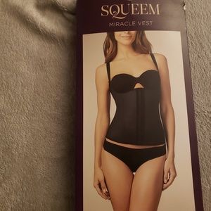 Squeem miracle vest in nude